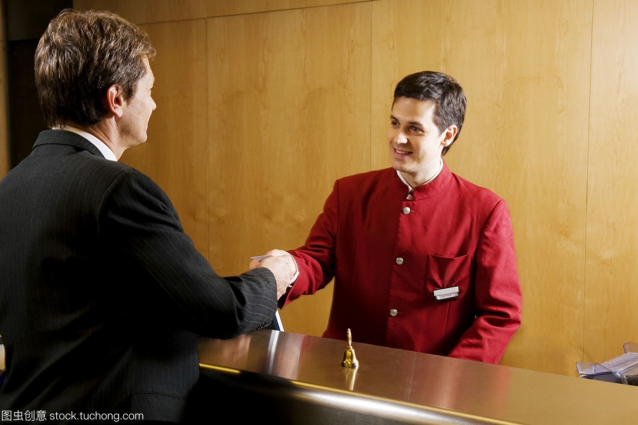 《Waiter會(huì)長(zhǎng)Card Key Toa商務(wù)年鑒》 商務(wù)服務(wù)新標(biāo)桿